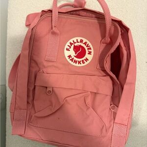 Fjällräven Kånken Coral Backpack